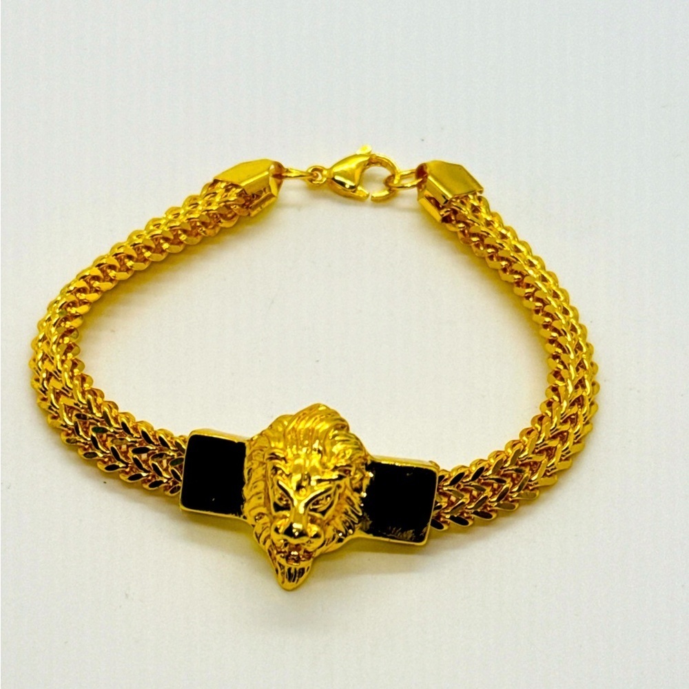 Vintage 80’s Lion Face  bracelet bright gold tone​​